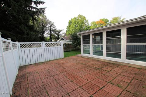 434 E Maple St, Fremont, MI 49412 photo 32
