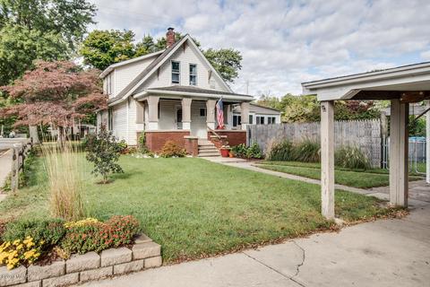 323 Brigham St, Plainwell, MI 49080 photo 4