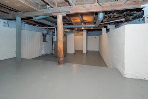 323 S Hooker Ave, Three Rivers, MI 49093 photo 13