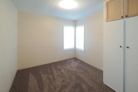 323 S Hooker Ave, Three Rivers, MI 49093 photo 9
