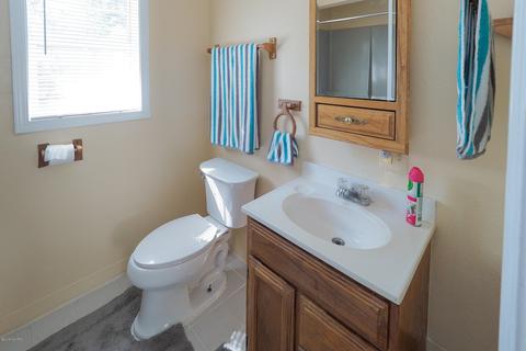 323 S Hooker Ave, Three Rivers, MI 49093 photo 11