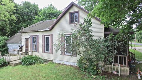 4298 Division St, Mcbride, MI 48852 photo 3