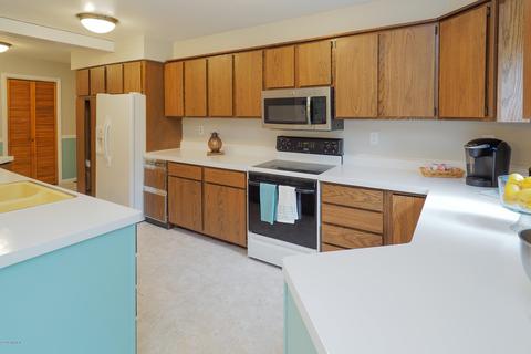 548 Cosmopolitan Ave, Marshall, MI 49068 photo 6