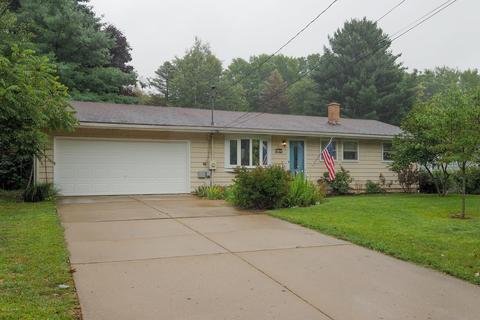 548 Cosmopolitan Ave, Marshall, MI 49068 photo 2