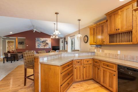 4230 Jack Rabbit Ct, Dorr, MI 49323 photo 8