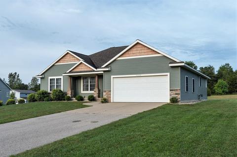 4230 Jack Rabbit Ct, Dorr, MI 49323 photo 2