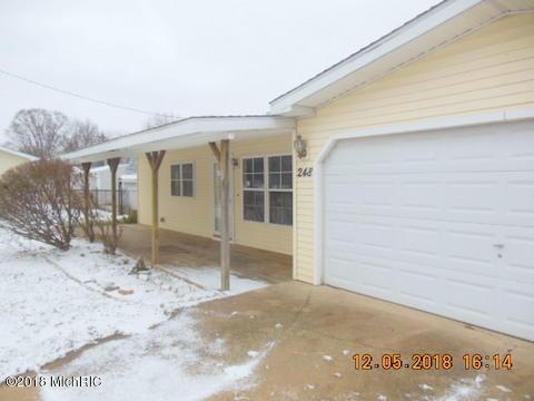 248 N 27th St, Springfield, MI 49037 photo 1