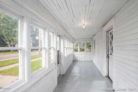 122 Ellis Ave, Belding, MI 48809 photo 17