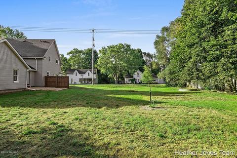 122 Ellis Ave, Belding, MI 48809 photo 26
