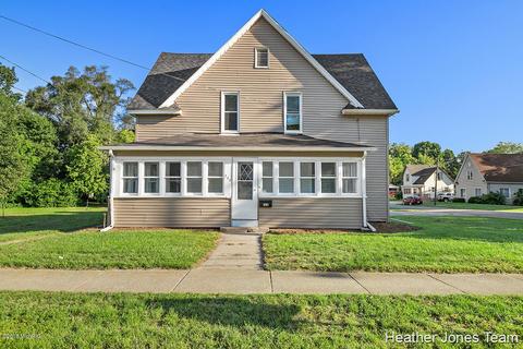 122 Ellis Ave, Belding, MI 48809 photo 1