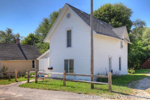 511 Little St, Belding, MI 48809 photo 3