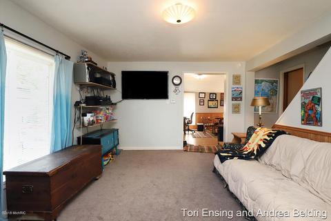 511 Little St, Belding, MI 48809 photo 6