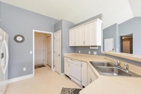 8535 Haystack SE, Caledonia, MI 49316 photo 9