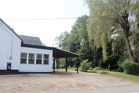 1309 S Bridge St, Belding, MI 48809 photo 14
