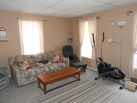 312 Johnson St, Hart, MI 49420 photo 6