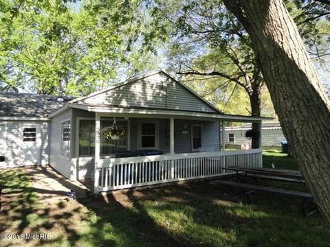526 S Walker St, Bronson, MI 49028 photo 12