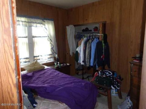 112 Maple Ct, Buchanan, MI 49107 photo 15