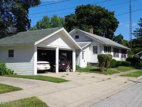 112 Maple Ct, Buchanan, MI 49107 photo 16