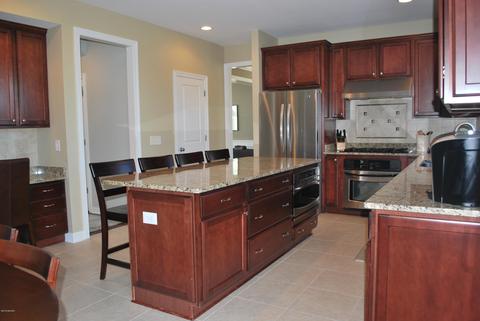 8446 Grapevine Cir, Mattawan, MI 49071 photo 7