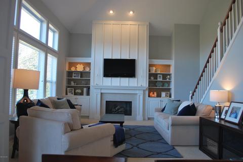8446 Grapevine Cir, Mattawan, MI 49071 photo 4