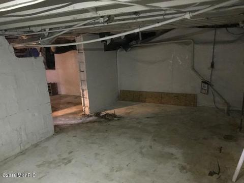 2224 W Morrell St, Jackson, MI 49203 photo 14