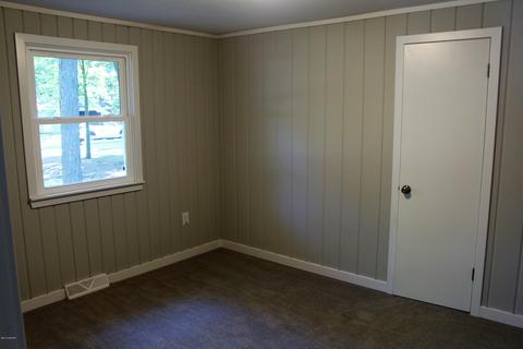 8467 S Pine Point Dr, Newaygo, MI 49337 photo 13