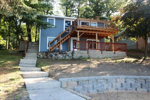 8467 S Pine Point Dr, Newaygo, MI 49337 photo 1