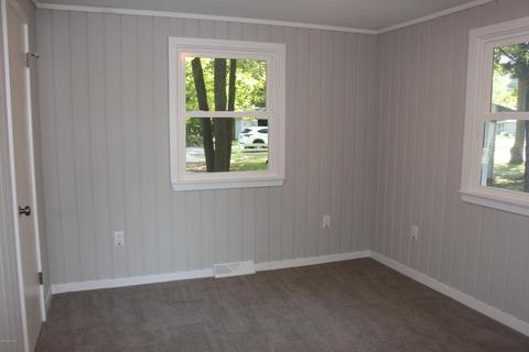 8467 S Pine Point Dr, Newaygo, MI 49337 photo 12