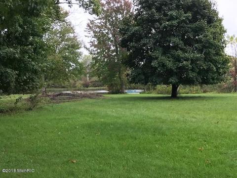 200 S Webster, White Cloud, MI 49349 photo 11