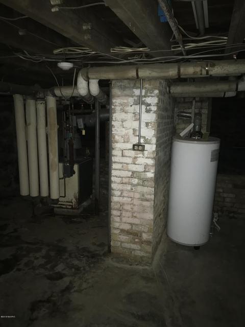 201 E North St, Lansing, MI 48906 photo 21