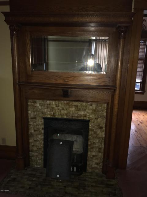 201 E North St, Lansing, MI 48906 photo 6