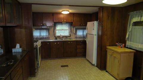 334 Harmony Ln, Plainwell, MI 49080 photo 3