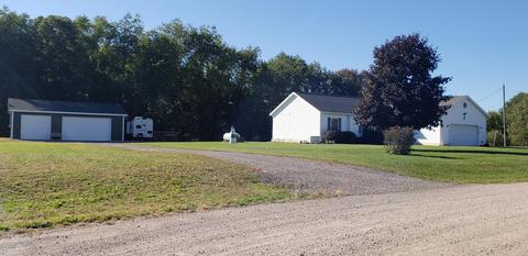 6575 Dusty Ln, Belding, MI 48809 photo 2