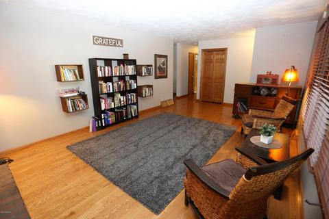 58133 Circle Dr, Three Rivers, MI 49093 photo 8
