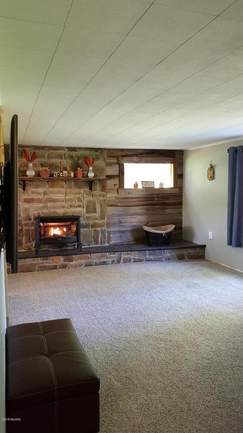 9617 E 48th St, Chase, MI 49623 photo 14