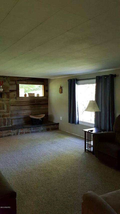 9617 E 48th St, Chase, MI 49623 photo 15