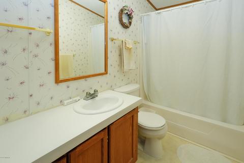 209 Monroe St, Augusta, MI 49012 photo 15