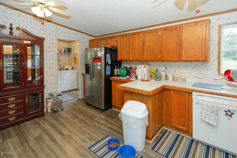 209 Monroe St, Augusta, MI 49012 photo 8