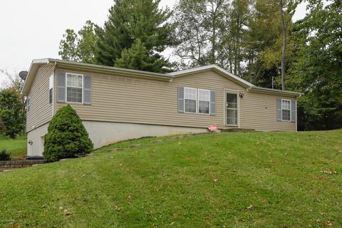 209 Monroe St, Augusta, MI 49012 photo 2