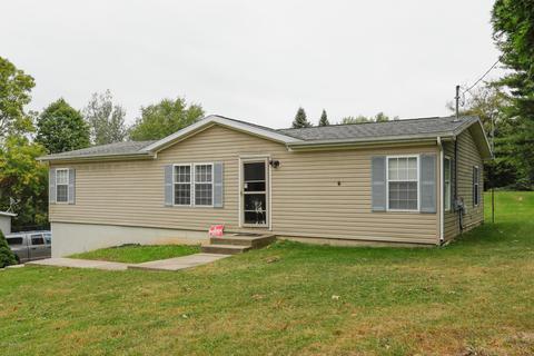 209 Monroe St, Augusta, MI 49012 photo 1