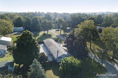 536 W Isham St, Lyons, MI 48851 photo 4