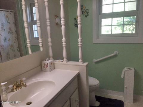 8475 Eureka Rd, Eau Claire, MI 49111 photo 14