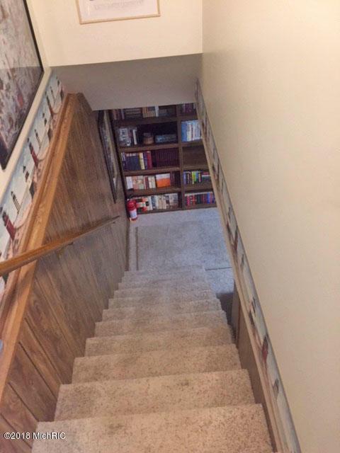 8475 Eureka Rd, Eau Claire, MI 49111 photo 17