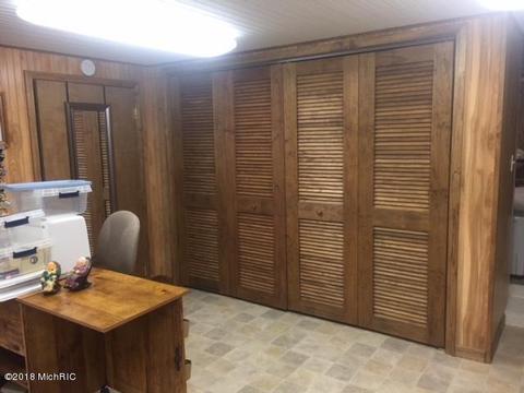8475 Eureka Rd, Eau Claire, MI 49111 photo 23