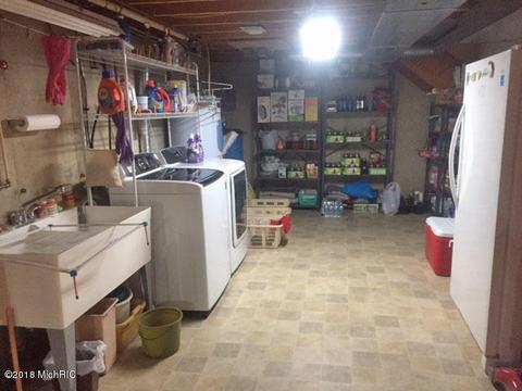 8475 Eureka Rd, Eau Claire, MI 49111 photo 25