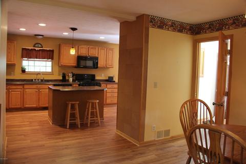 14976 Tomahawk Ln, Big Rapids, MI 49307 photo 3