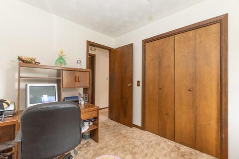 405 Midlakes Blvd, Plainwell, MI 49080 photo 22