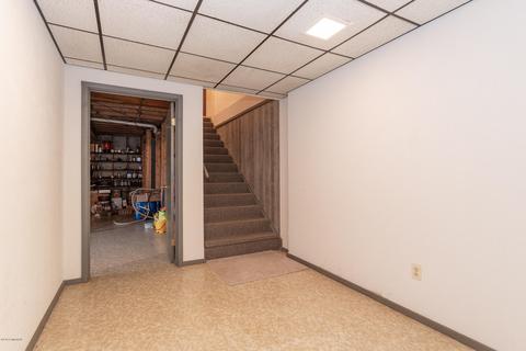 405 Midlakes Blvd, Plainwell, MI 49080 photo 32