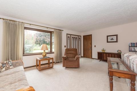 405 Midlakes Blvd, Plainwell, MI 49080 photo 10