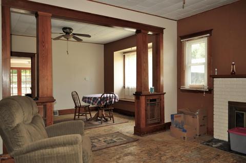 533 Howard St, Belding, MI 48809 photo 6
